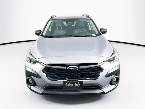 Used 2024 Subaru Crosstrek 2.0i Premium AWD/4WD image 2
