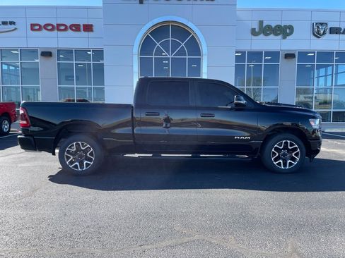 Used 2023 RAM 1500 Laramie AWD/4WD image 5