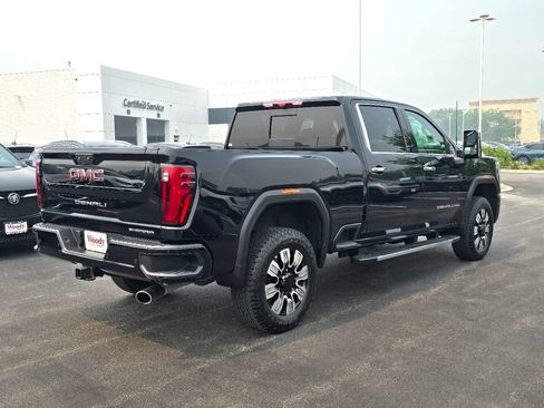 Certified 2025 GMC Sierra 2500 Denali w/ Denali Reserve Package AWD/4WD image 8