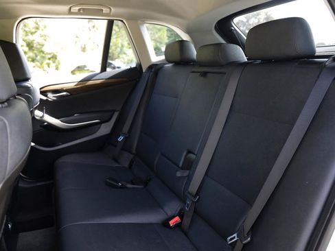 Used 2015 BMW X1 sDrive28i RWD image 8