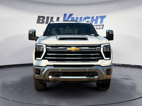Used 2024 Chevrolet Silverado 2500 LTZ w/ LTZ Plus Package AWD/4WD image 8