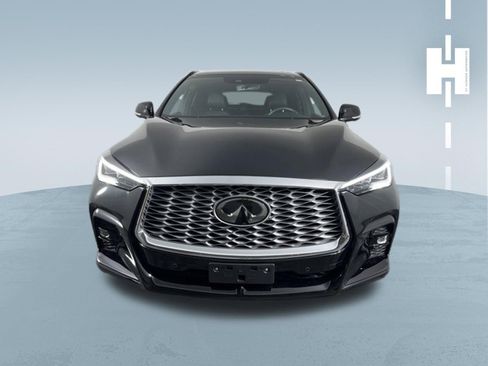 Used 2024 INFINITI QX55 Essential image 2