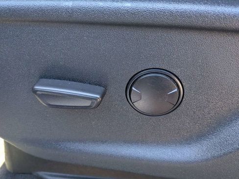 Used 2025 Ford F150 XLT w/ Equipment Group 301A Standard AWD/4WD image 19