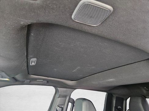 Used 2024 Toyota Tacoma TRD Off-Road w/ TRD Off Road Premium Package AWD/4WD image 15