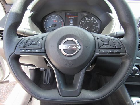 New 2025 Nissan Altima 2.5 S image 18