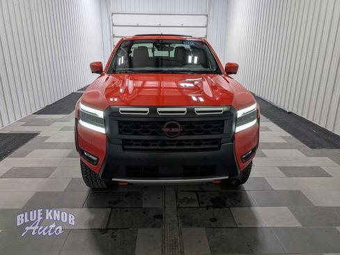 Used 2025 Nissan Frontier PRO-4X w/ Pro Premium Package AWD/4WD image 7
