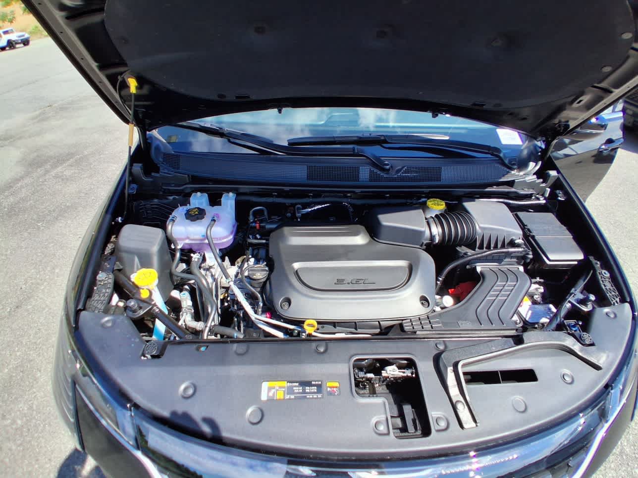 New 2027 Chrysler Pacifica Select AWD/4WD image 25