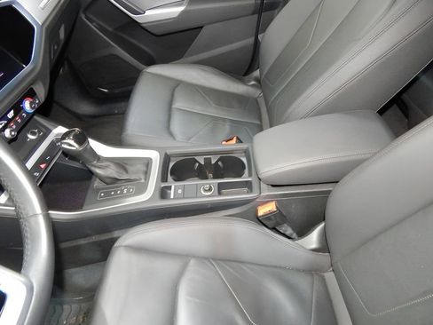 Used 2020 Audi Q3 2.0T Premium w/ Convenience Package image 18