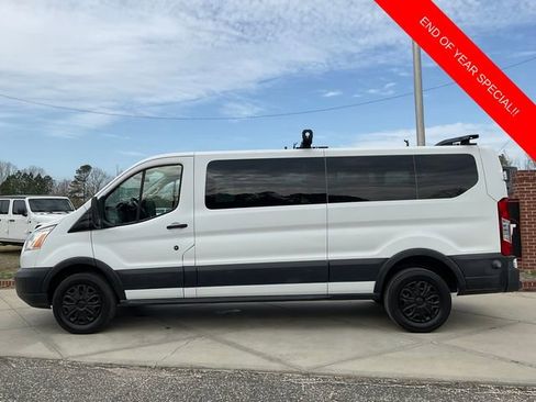 Used 2015 Ford Transit 350 XLT image 4
