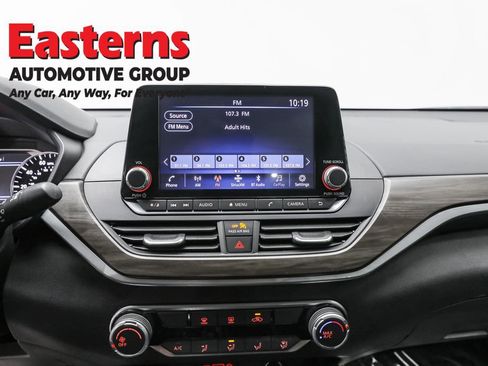 Used 2023 Nissan Altima 2.5 SV image 12