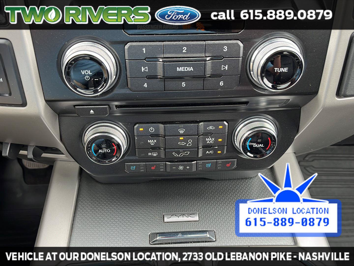 Used 2015 Ford F150 Lariat w/ Equipment Group 502A Luxury AWD/4WD image 33