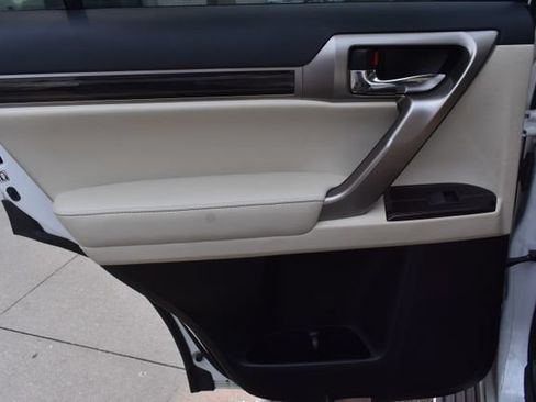 Used 2020 Lexus GX 460 Premium w/ Premium Package AWD/4WD image 38