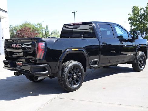 New 2026 GMC Sierra 3500 AT4 w/ AT4 Premium Plus Package AWD/4WD image 6