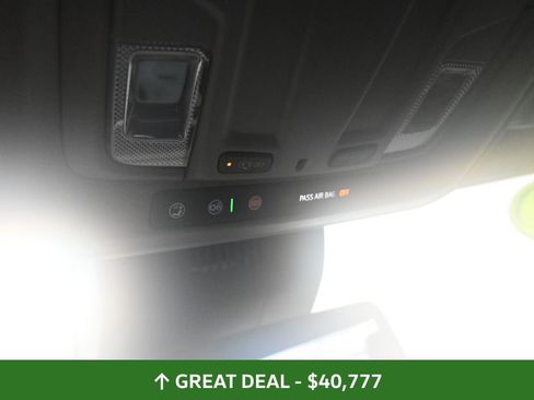 Used 2025 GMC Sierra 1500 SLT image 38