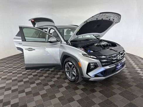 Used 2026 Hyundai Tucson SEL Plus FWD image 16