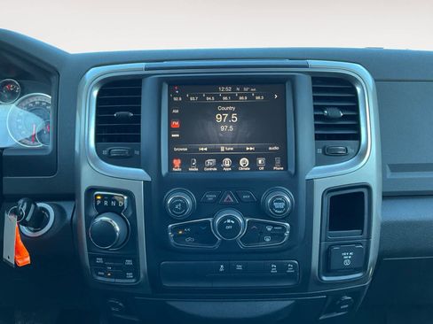 Used 2015 RAM 1500 Big Horn image 13