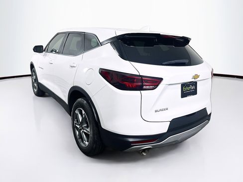 Used 2024 Chevrolet Blazer LT w/ Driver Confidence Package image 5