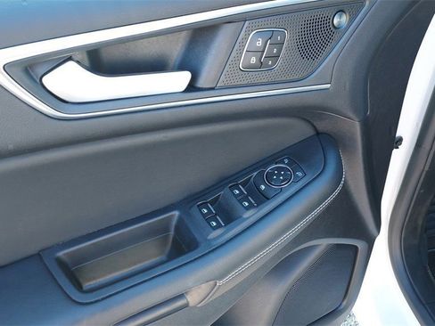 Used 2020 Ford Edge ST w/ Equipment Group 401A image 11