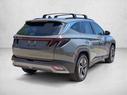 New 2026 Hyundai Tucson SEL FWD image 2