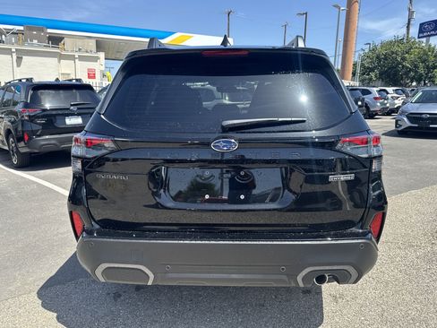 New 2025 Subaru Forester Limited image 4