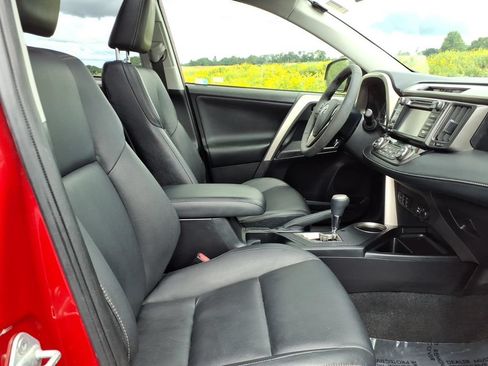 Used 2015 Toyota RAV4 Limited AWD/4WD image 9