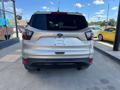 Used 2017 Ford Escape Titanium FWD image 7