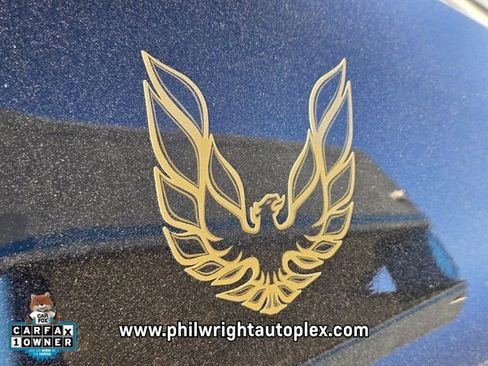 Used 2021 Chevrolet Camaro LT image 14