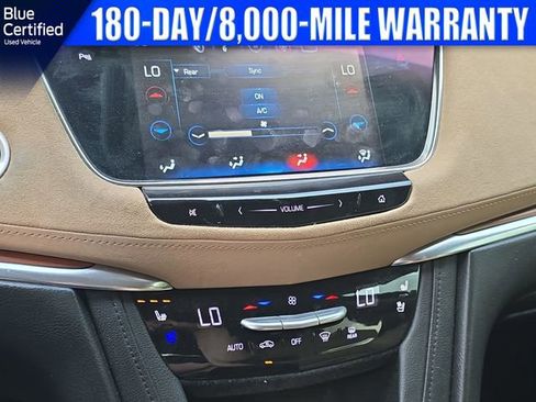 Used 2017 Cadillac XT5 Platinum AWD/4WD image 22