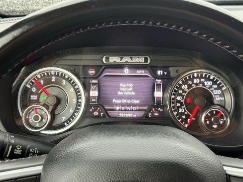 Used 2022 RAM 1500 Lone Star AWD/4WD image 17