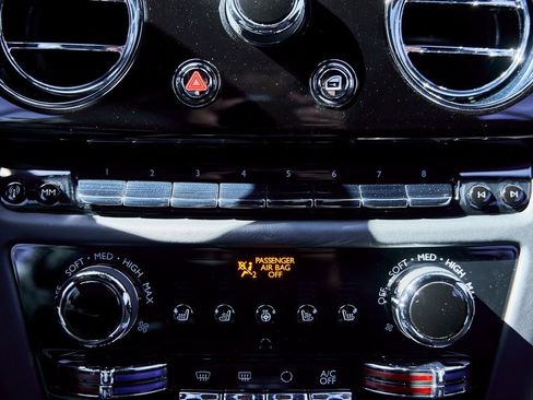 Used 2025 Rolls-Royce Spectre w/ Leather Finishing Pack image 67