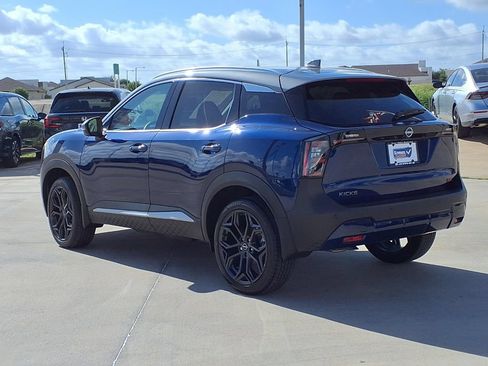 Used 2025 Nissan Kicks SR FWD image 5