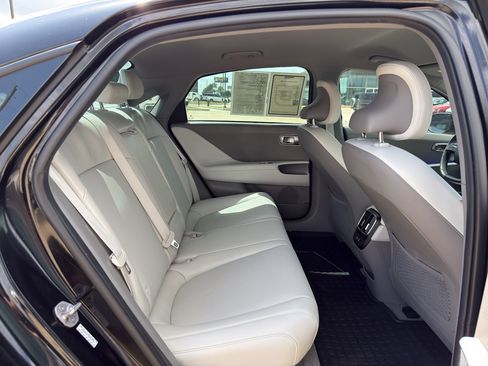 Used 2024 Hyundai Ioniq 6 SEL AWD/4WD image 25
