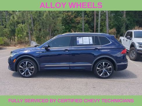 Used 2023 Volkswagen Tiguan SEL R-Line image 10