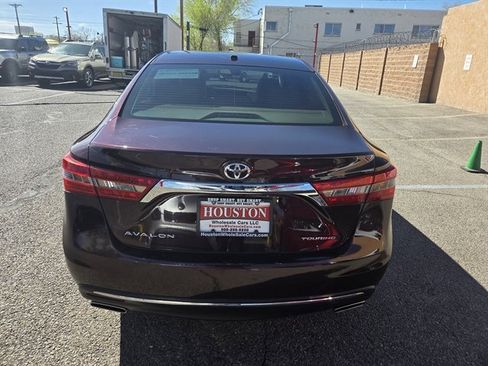 Used 2017 Toyota Avalon Touring w/ Carpet Mat Package image 2