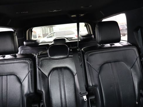 Used 2019 Ford Expedition Max Limited AWD/4WD image 20