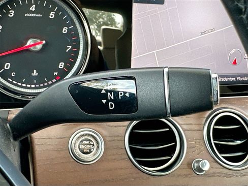 Used 2017 Mercedes-Benz E 300 image 17