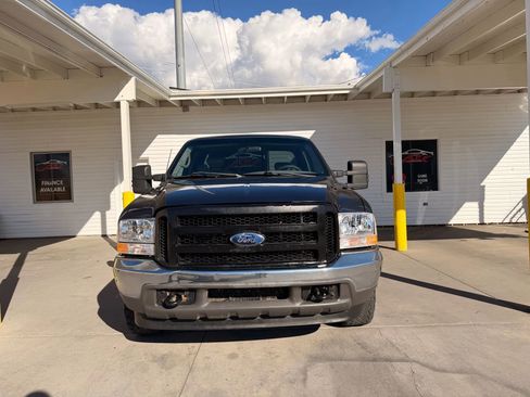 Used 2002 Ford F250 2WD SuperCab Super Duty image 2