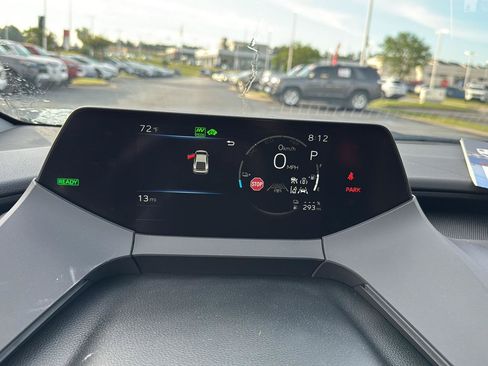 New 2025 Toyota Prius Plug-In Hybrid FWD image 20