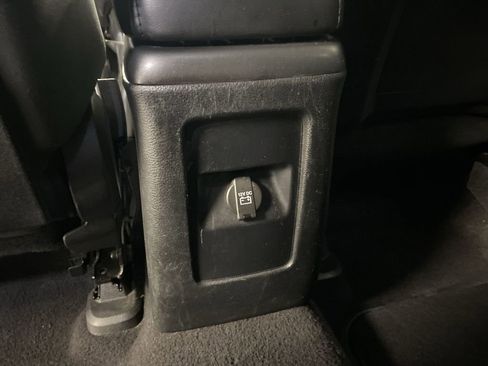 Used 2012 Dodge Journey SXT w/ Popular Equipment Group FWD image 30