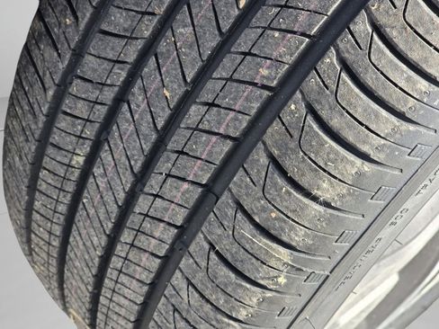 Used 2022 Kia Niro EX w/ Cold Weather Package image 29