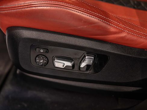 Used 2022 BMW X5 M Competition AWD/4WD image 23