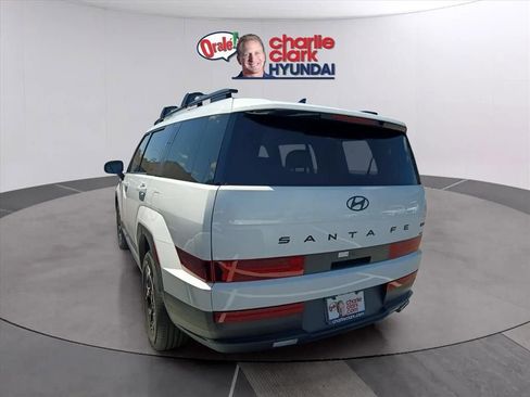 Used 2025 Hyundai Santa Fe XRT AWD/4WD image 2