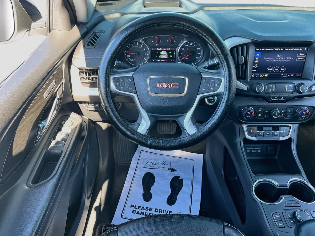 Used 2022 GMC Terrain SLT w/ Tech Package FWD image 22