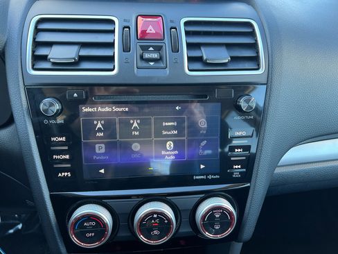 Used 2018 Subaru Forester 2.5i Premium w/ All-Weather Package image 3