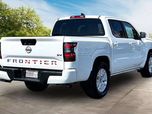 Certified 2023 Nissan Frontier SV w/ Tow Package RWD image 6