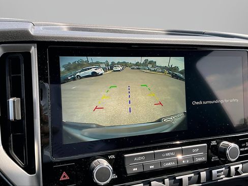 Certified 2025 Nissan Frontier SV AWD/4WD image 21