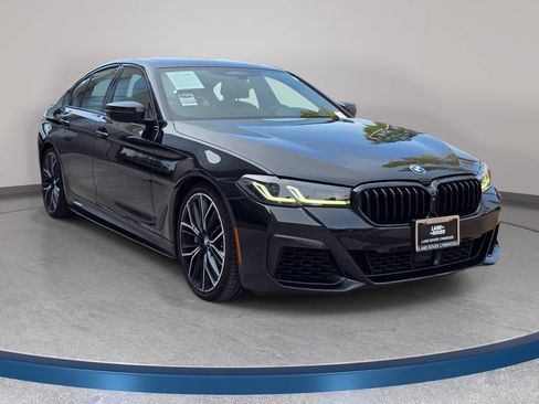 Used 2021 BMW M550i xDrive w/ Executive Package AWD/4WD image 4