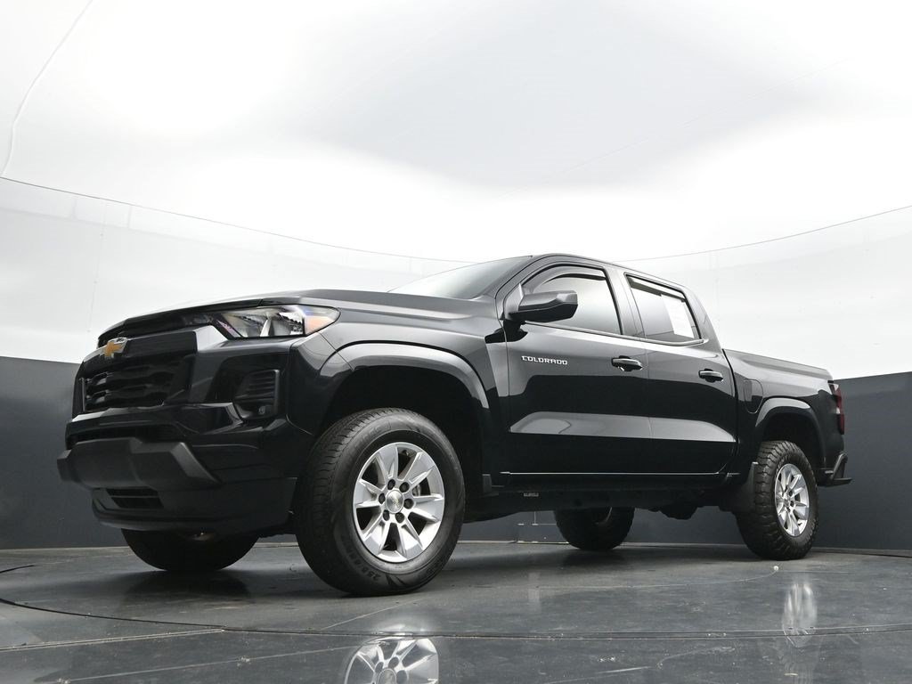 Used 2024 Chevrolet Colorado LT w/ LT Convenience Package RWD image 26