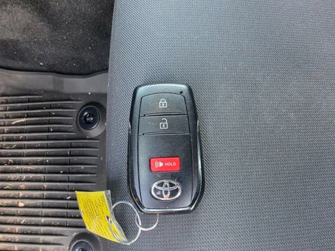 Used 2025 Toyota Tacoma SR AWD/4WD image 10