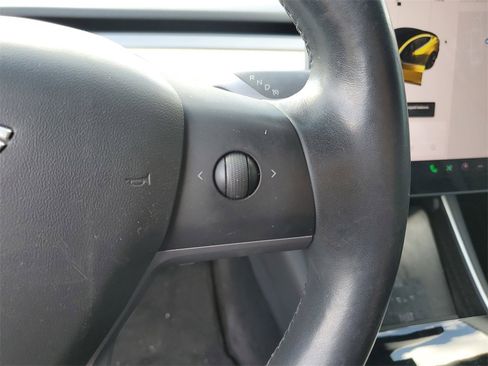 Used 2019 Tesla Model 3 Long Range image 24